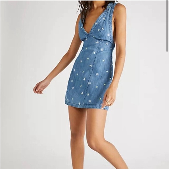 Free People Dresses & Skirts - NWT Free People Corrine Denim Shift Dress Size Large